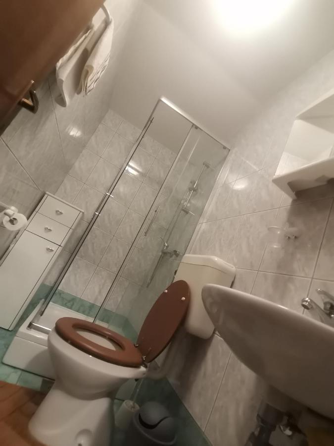 Apartments Petrica Malinska Zewnętrze zdjęcie